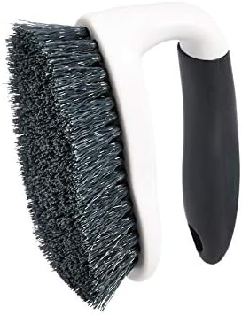 Amazon Basics All Purpose Rectangular Scrub Brush, Hard Bristle, Stiff Bristles, Sturdy, Ergonomic Long Handle, Durable, 2-Pack, White & Black