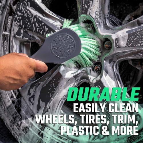 Chemical Guys 17-Piece Car Detailing Kit, Interior & Wheel Cleaner & Wash
