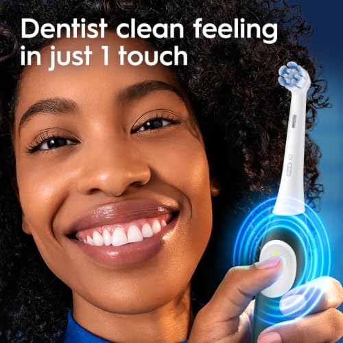 Oral-B Rechargeable Electric Toothbrush, iO2 Starter Kit, 3 Cleaning Modes, Automatic Pressure Sensor to Protect Gums, 2 Brush Heads, Forest Green