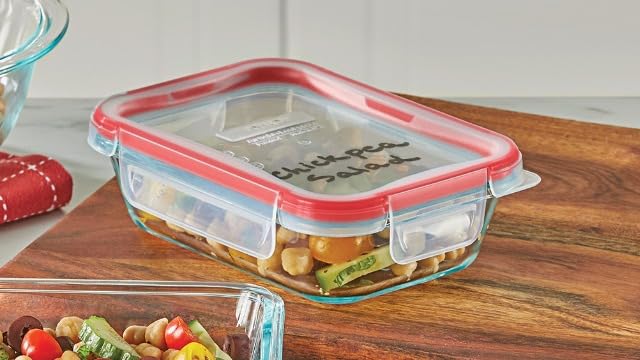 Pyrex Freshlock (5-Pack, 4 Cup) Glass Food Storage Containers Set