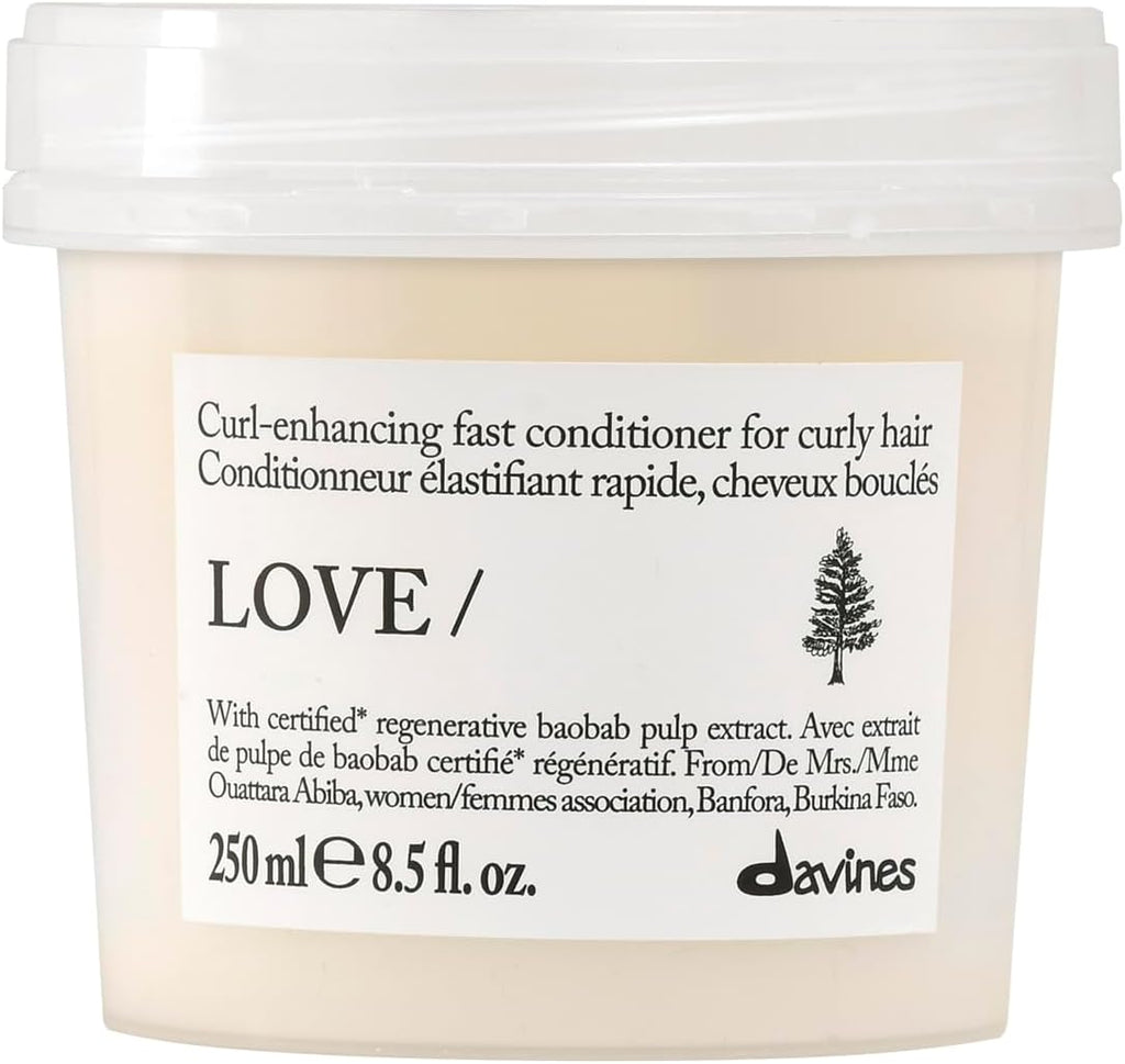 Davines LOVE/Curl Conditioner, Elasticizing & Taming Formula for Wavy or Curly Hair - Protein-Rich Treatment Enhances Volume, Softness & Control - Weightless Hydration for Defined Curls