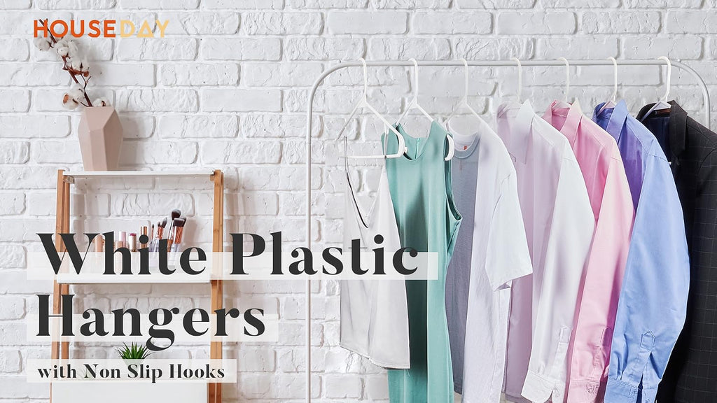 HOUSE DAY White Plastic Hangers 50 Pack, Slim Space-Saving Clothes Hangers